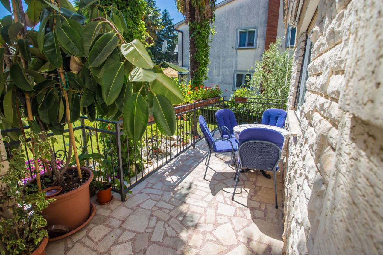 Garden View Apartment In Porec For 2 - 4 Persons מראה חיצוני תמונה